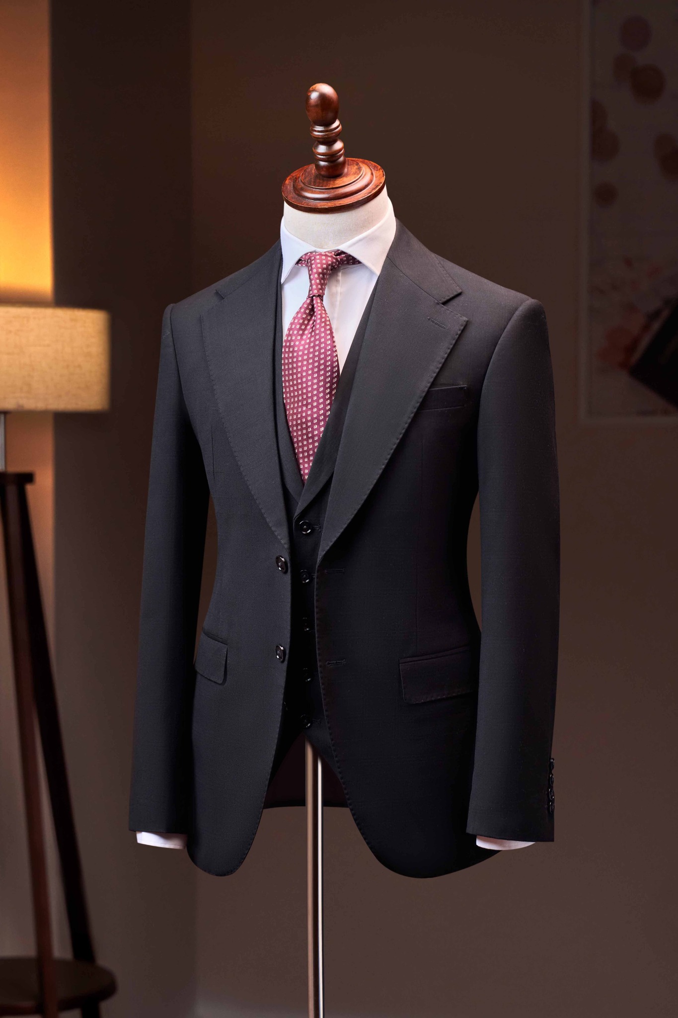 Áo vest đen kẻ vuông chìm cổ ve khuyết 1 hàng khuy Adam Store - AV407