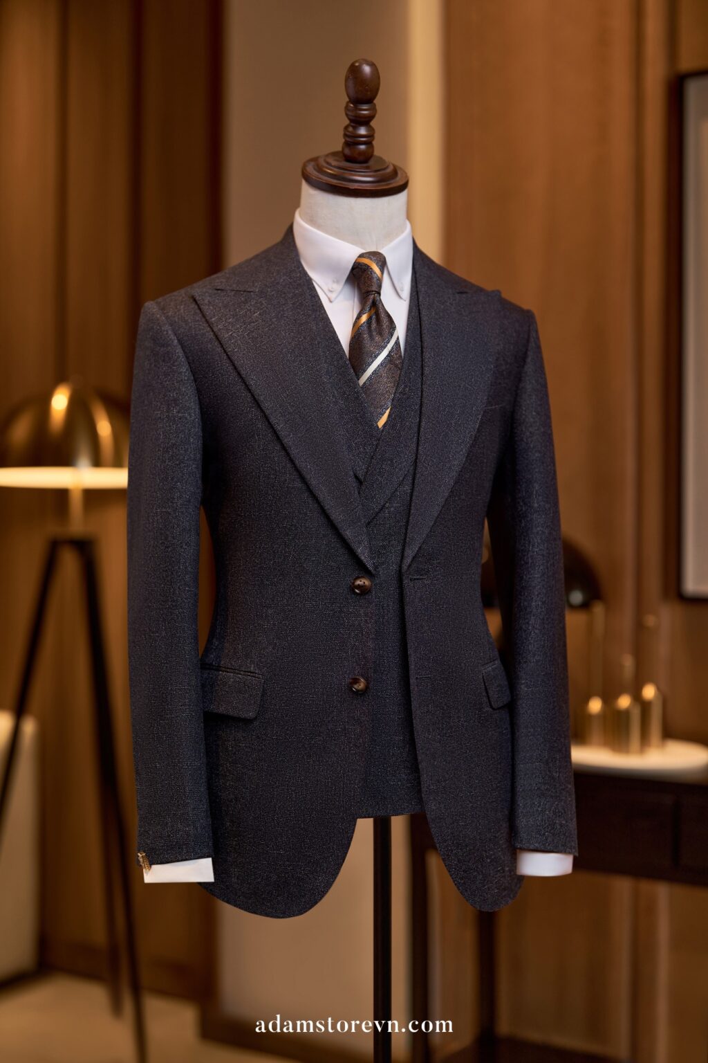 Áo vest ghi đen trơn cổ ve nhọn 1 hàng khuy Adam Store - AV394