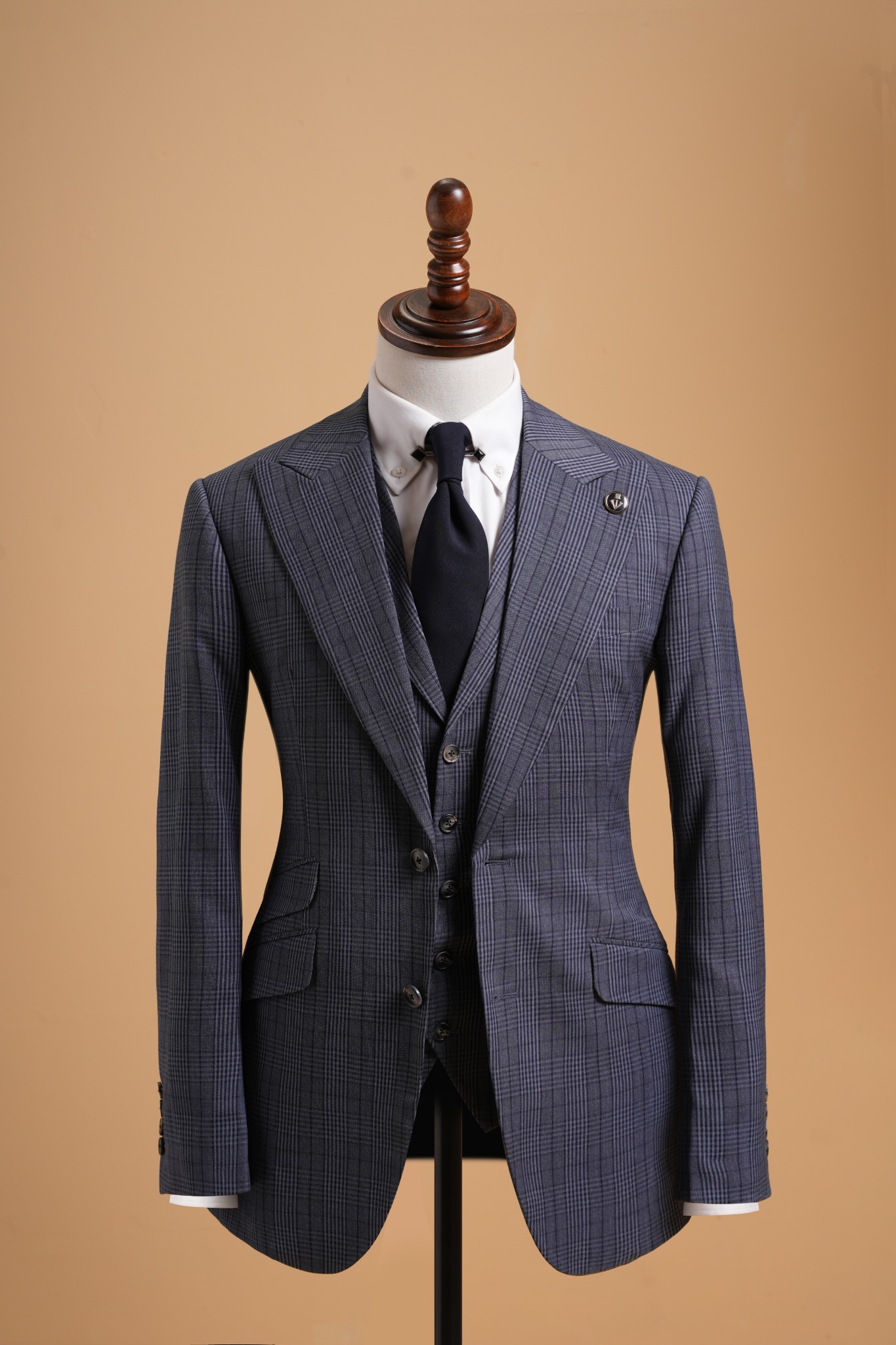 Áo vest xanh ghi kẻ cổ ve nhọn 1 hàng khuy Adam Store - AV374