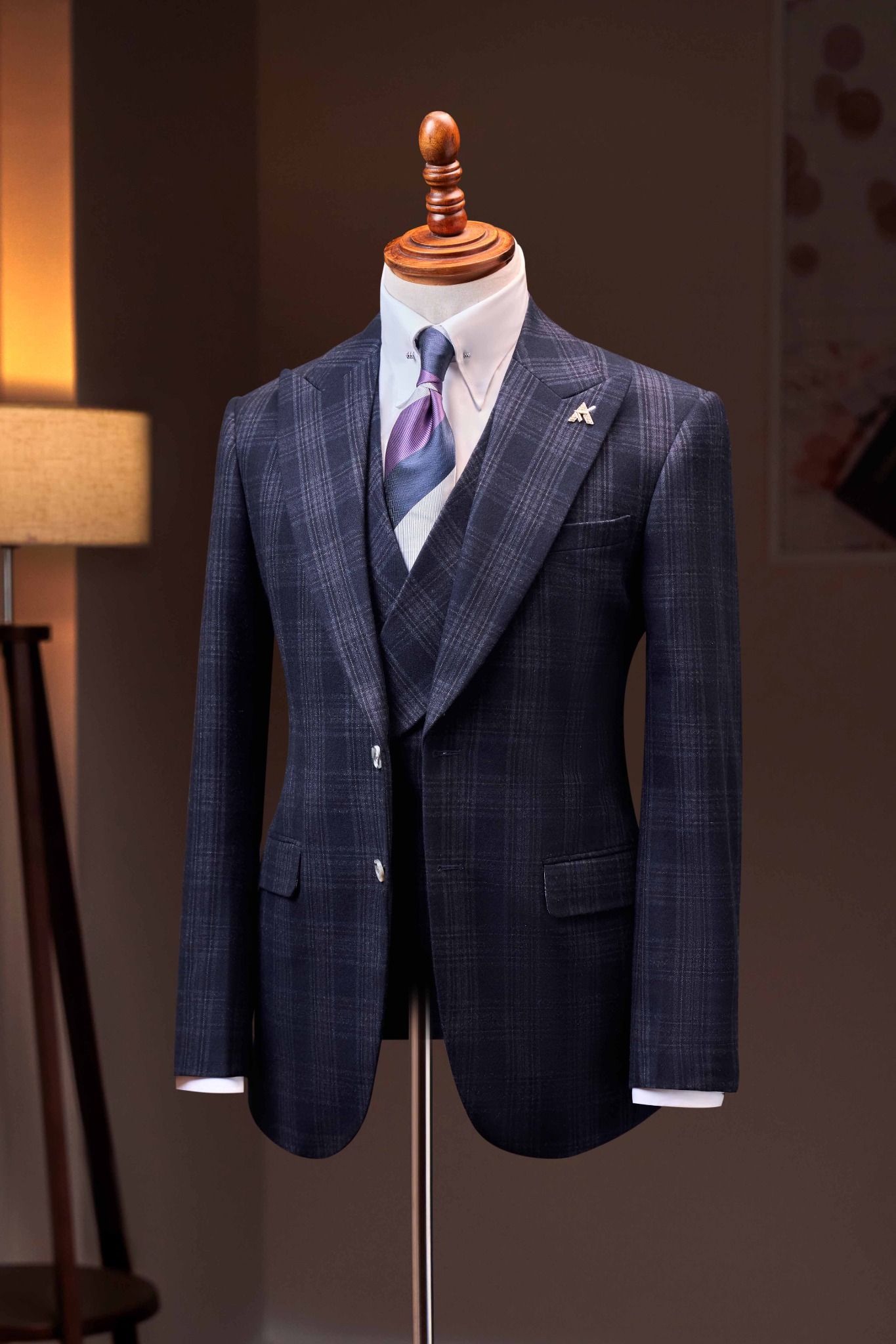 Áo vest xanh kẻ cổ ve nhọn 1 hàng khuy Adam Store - AV388