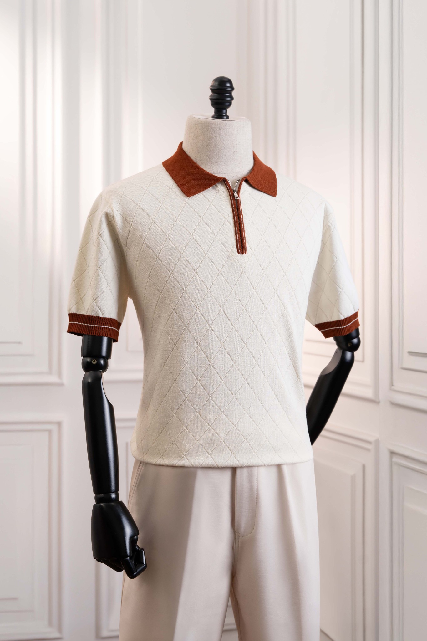 Áo mongtoghi ngắn tay be kẻ thoi chìm ADAM STORE – AP254