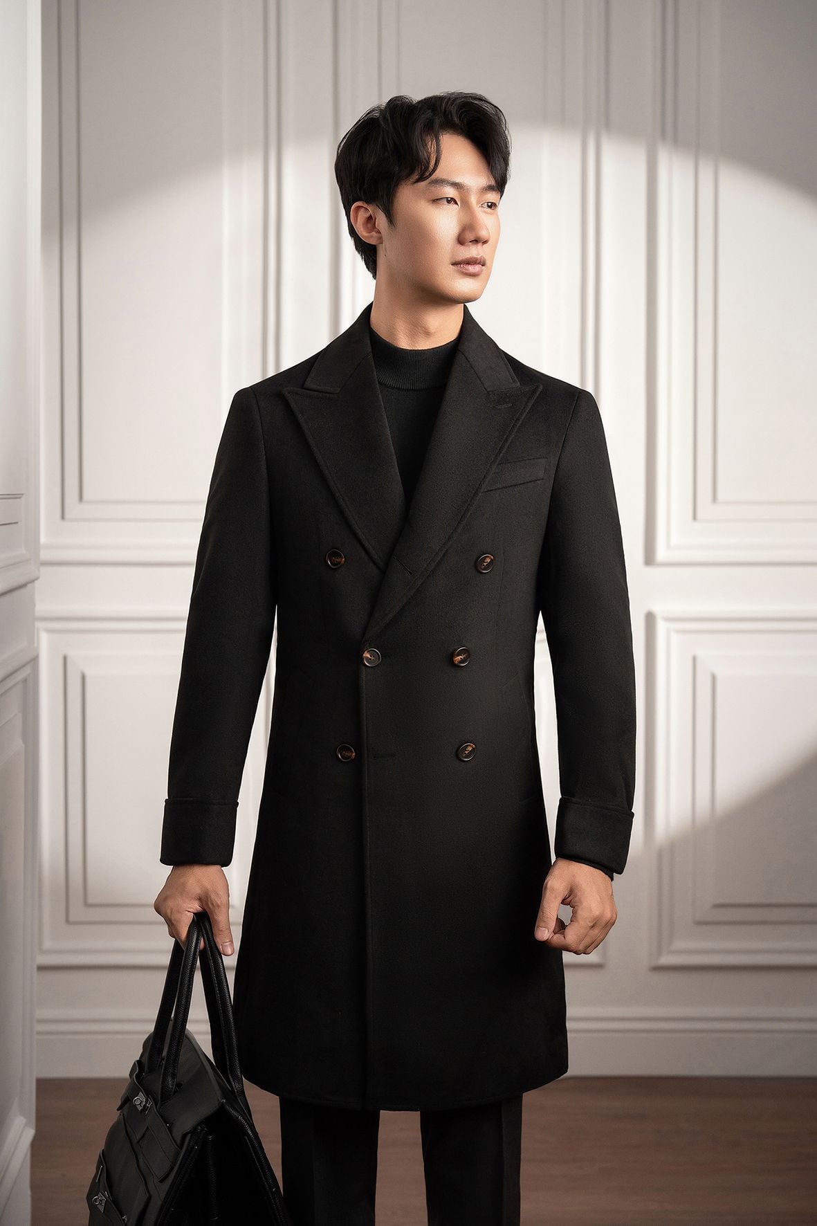 Măng tô đen trơn 2 hàng khuy ADAM STORE – MT010