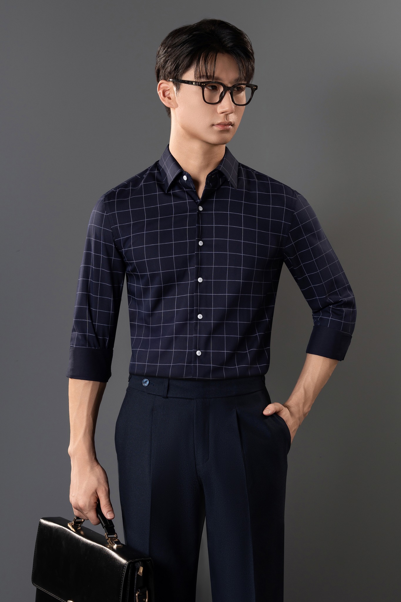 Sơ mi dài tay xanh kẻ caro Adam Store – SMC166X