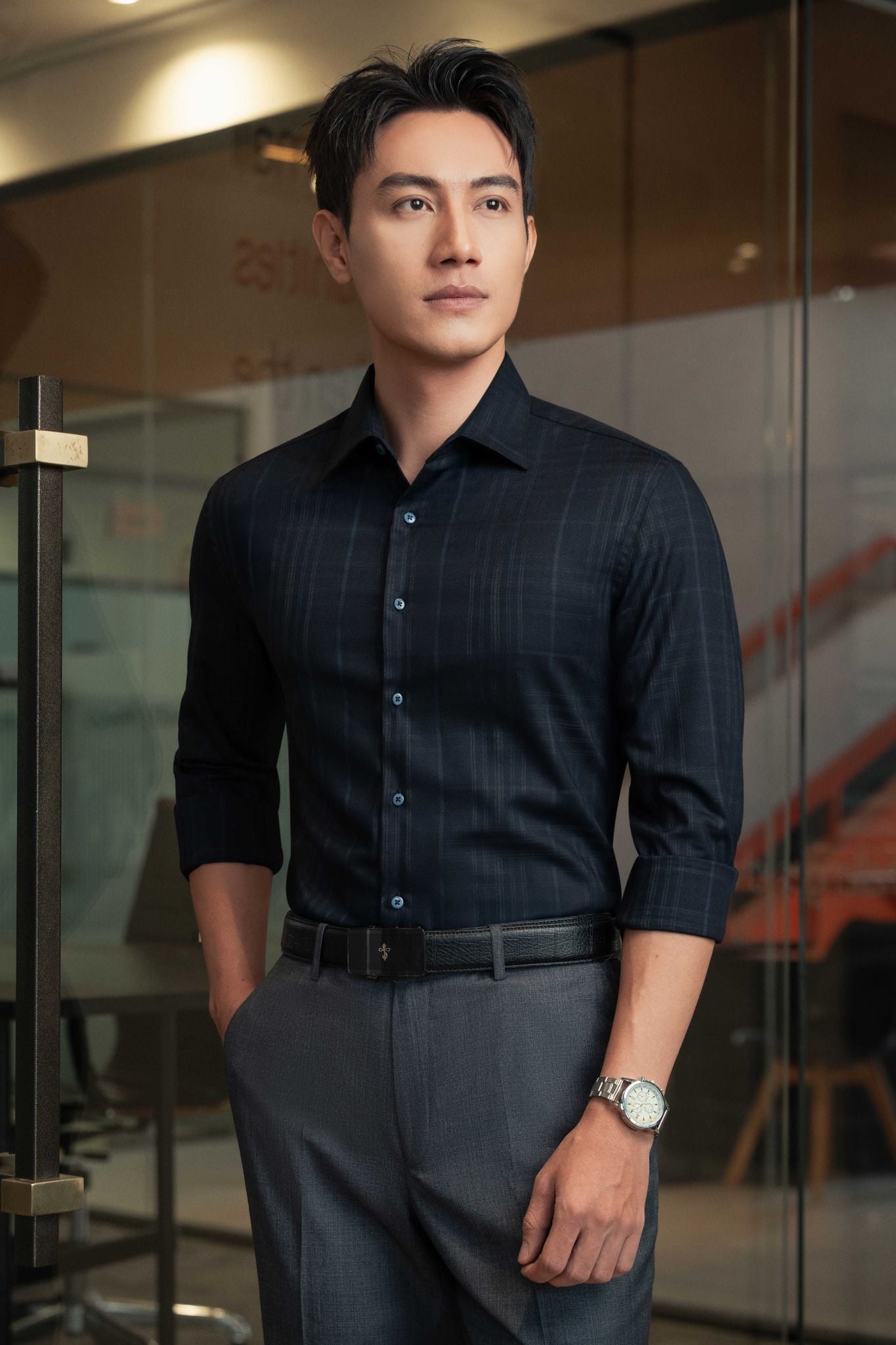 Sơ mi dài tay xanh tím than kẻ Adam Store – SMC187